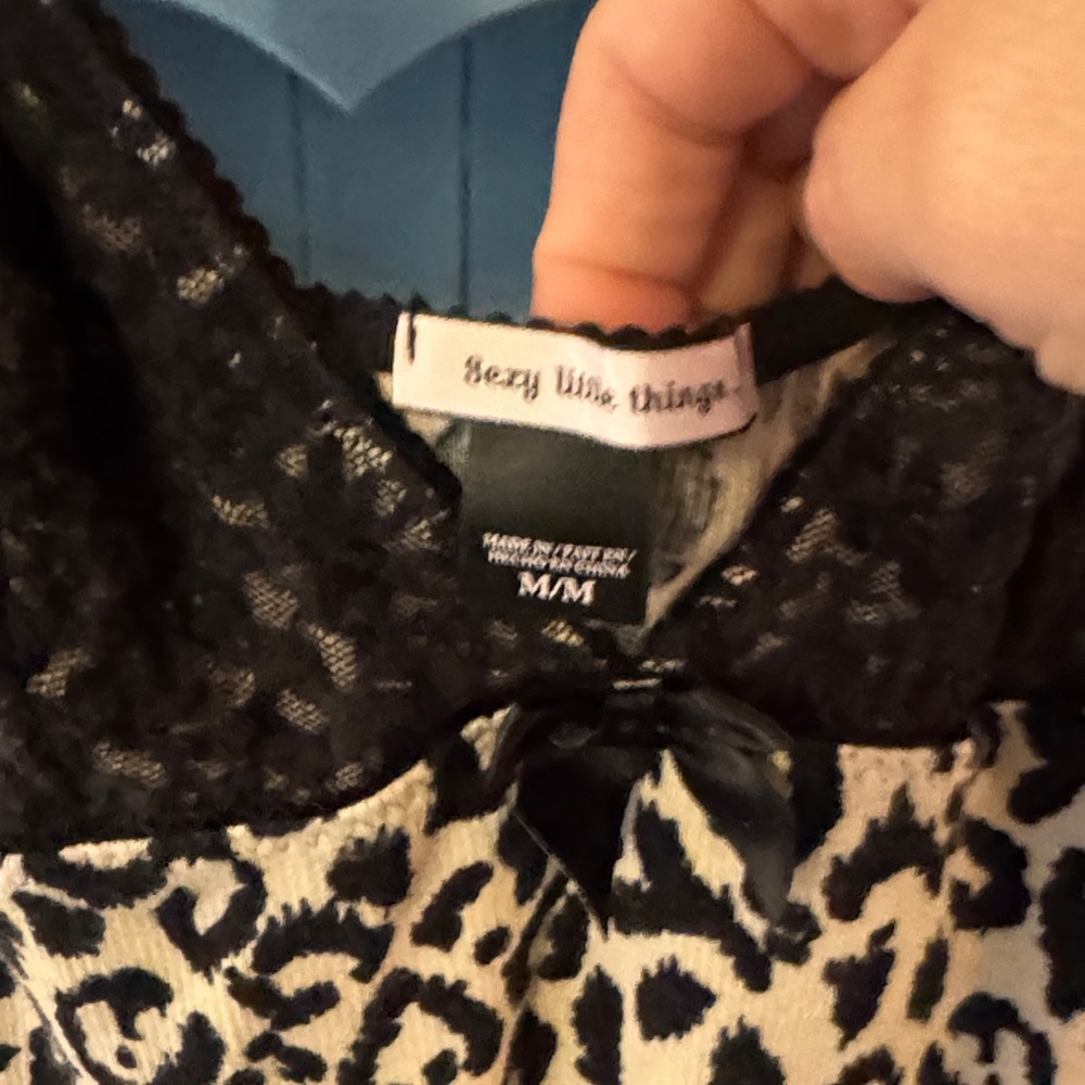 Leopard Print Lace Trim Chemise - Picture 4 of 6